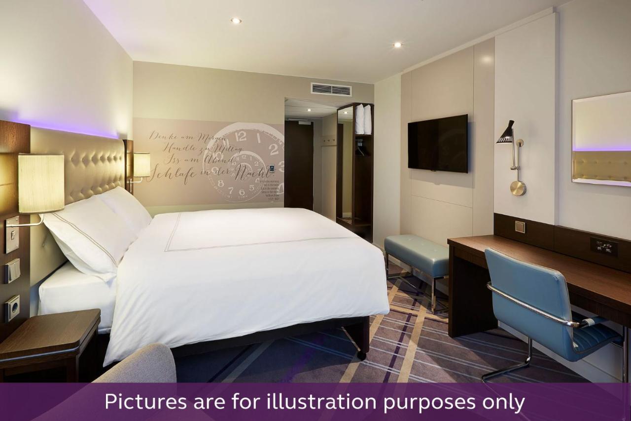 Premier Inn Heidelberg City Bahnstadt Exterior photo